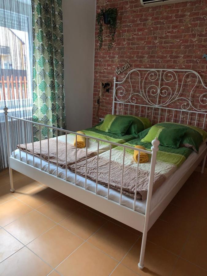 Armada Family Apartment Hajdúszoboszló 外观 照片