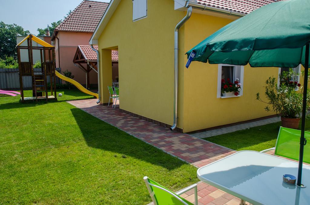 Armada Family Apartment Hajdúszoboszló 外观 照片