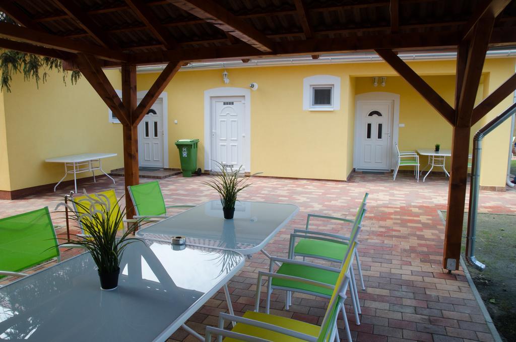 Armada Family Apartment Hajdúszoboszló 外观 照片
